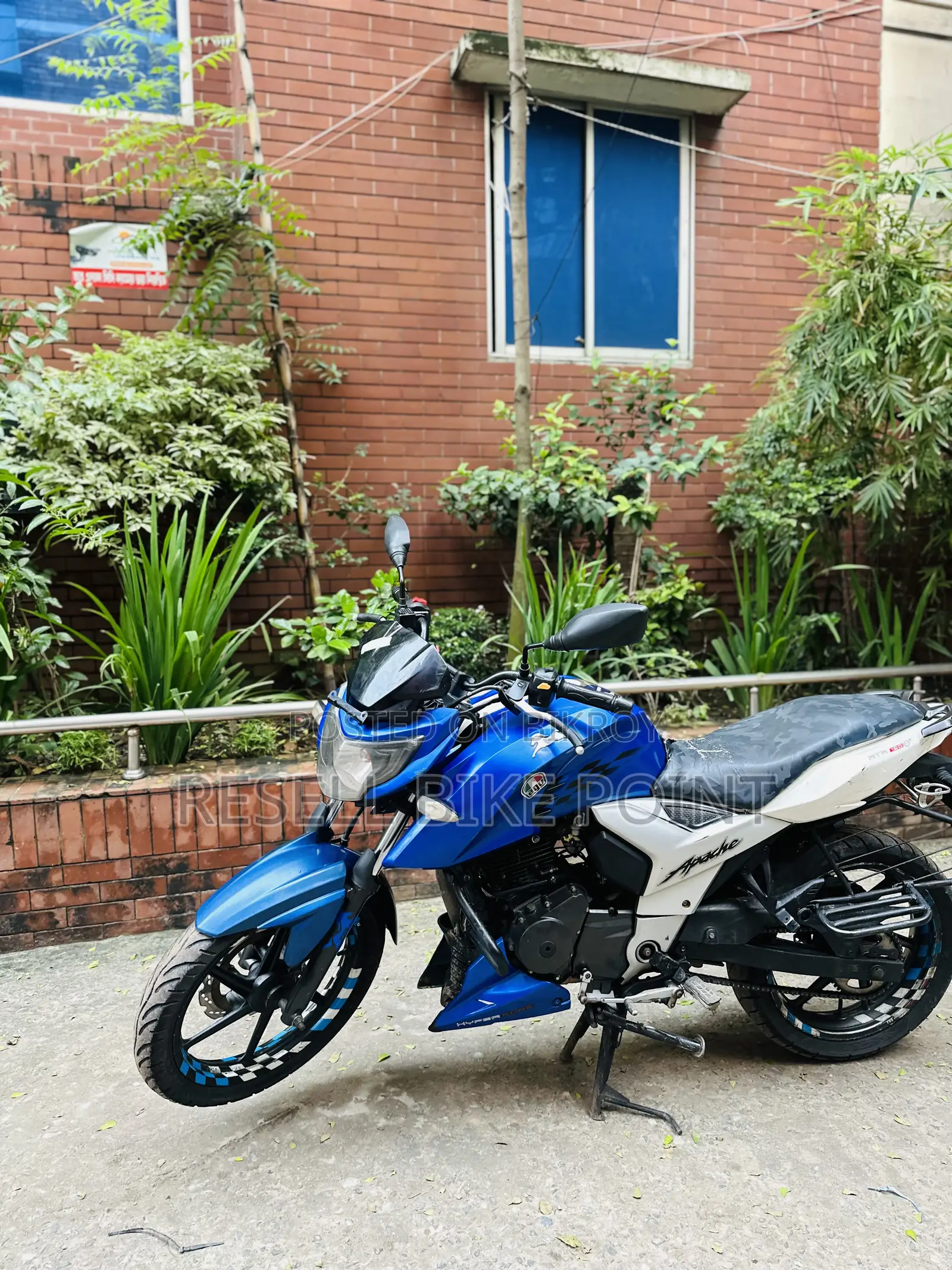 TVS Apache 160 4V 2019 Blue