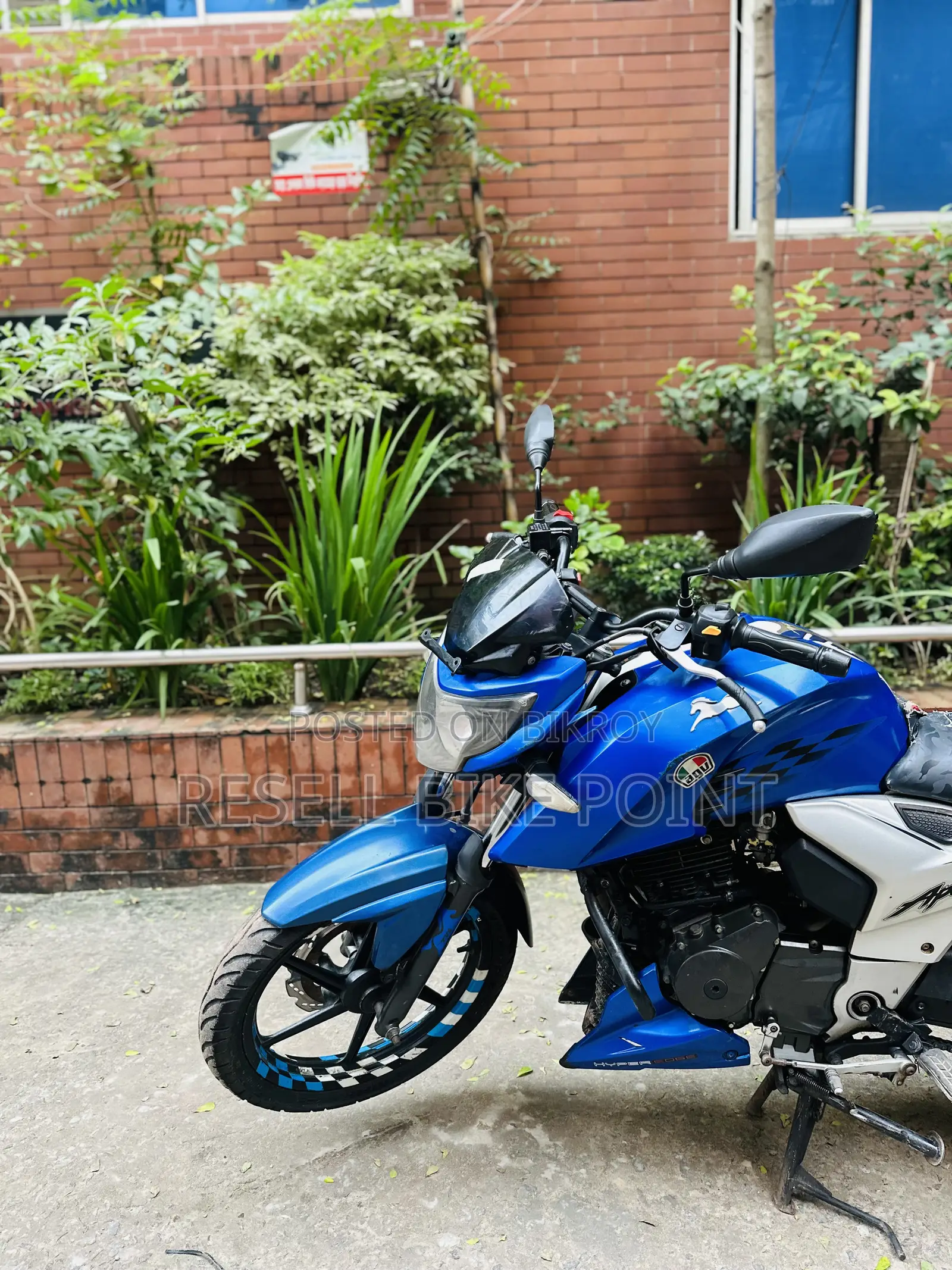 TVS Apache 160 4V 2019 Blue