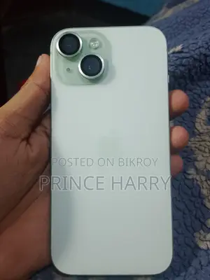 Apple iPhone 15 128 GB Green