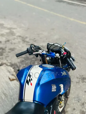 New TVS Apache 160 4V 2018 Blue