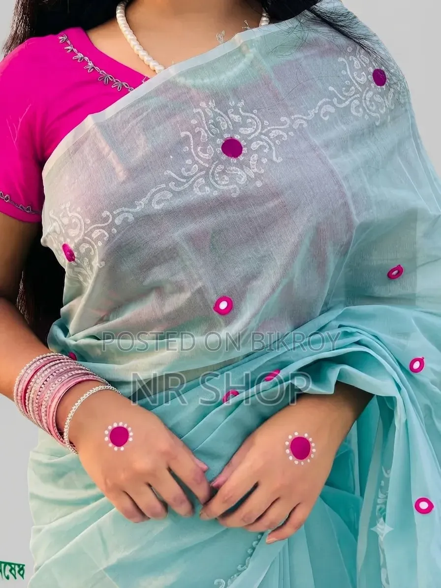 প্রিমিয়াম সেমি মসলিন শাড়ি – ব্লাউজ পিসসহ