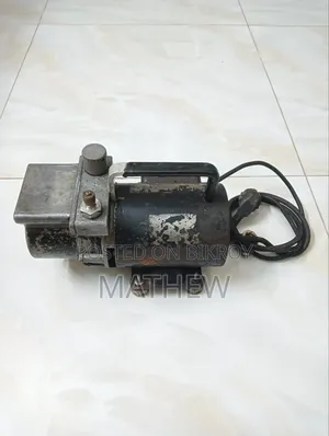 এসি/রেফ্রিজারেশন ভ্যাকুয়াম পাম্প (Robinair)