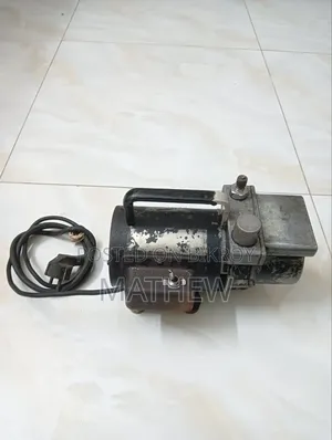 এসি/রেফ্রিজারেশন ভ্যাকুয়াম পাম্প (Robinair)