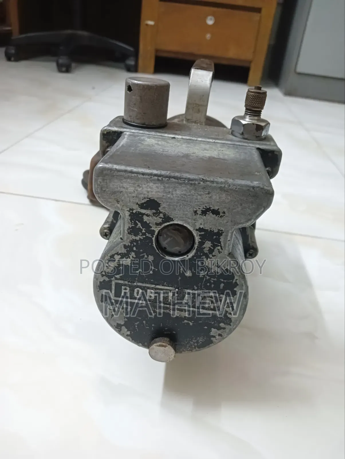 এসি/রেফ্রিজারেশন ভ্যাকুয়াম পাম্প (Robinair)