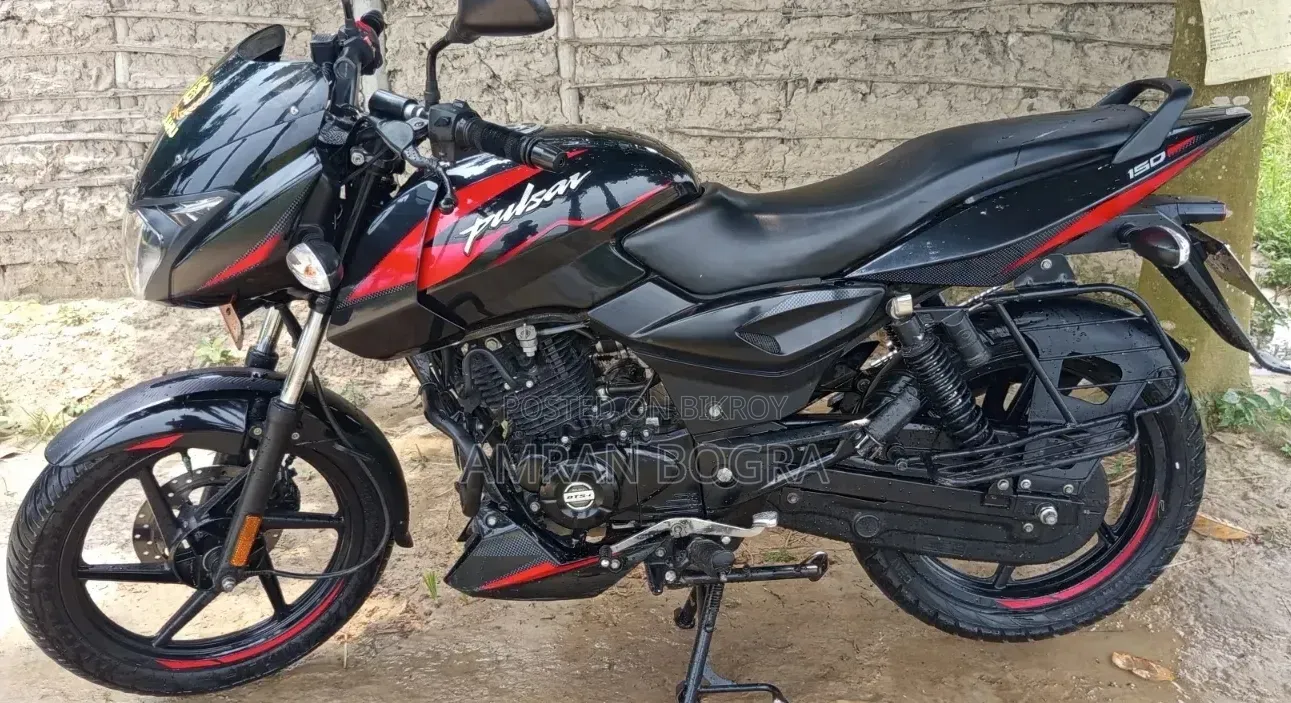 বাজাজ পালসার ১৫০ ২০২৩ কালো