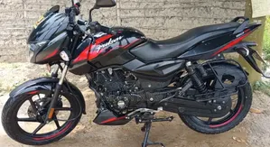 বাজাজ পালসার ১৫০ ২০২৩ কালো