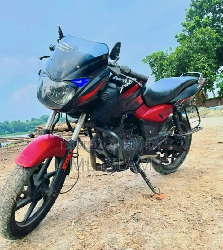 Bajaj Pulsar 150 2010 Red