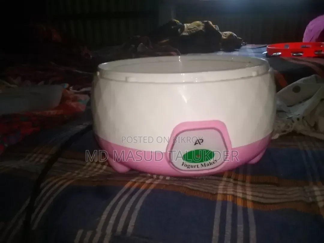 ১০ মিনিট দুধ গরম করে  দই মেকার রাখলে  দই হবে