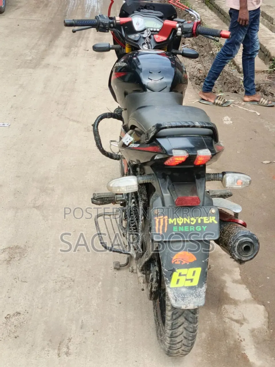 বাজাজ পালসার ১৫০ ২০২২