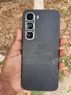 ইনফিনিক্স হট ৬০ প্রো প্লাস ২৫৬ জিবি সিলভার