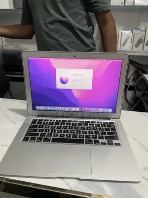 Laptop Apple MacBook Air 2017 8GB Intel Core i5 SSD 256GB