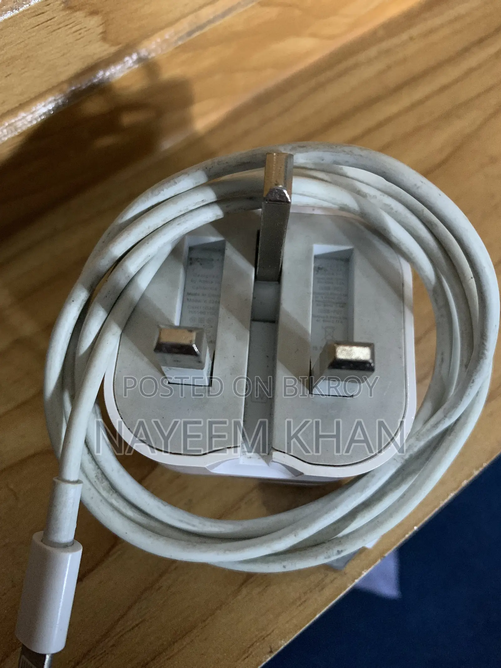 25 Watt Apple Original Charger