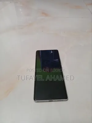 টেকনো স্পার্ক ২০ প্রো প্লাস ২৫৬ জিবি হোয়াইট