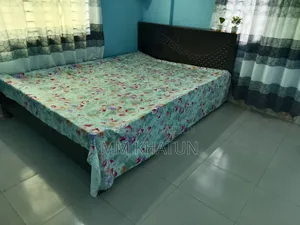 সেমি বক্স খাট বিক্রি করা হবে