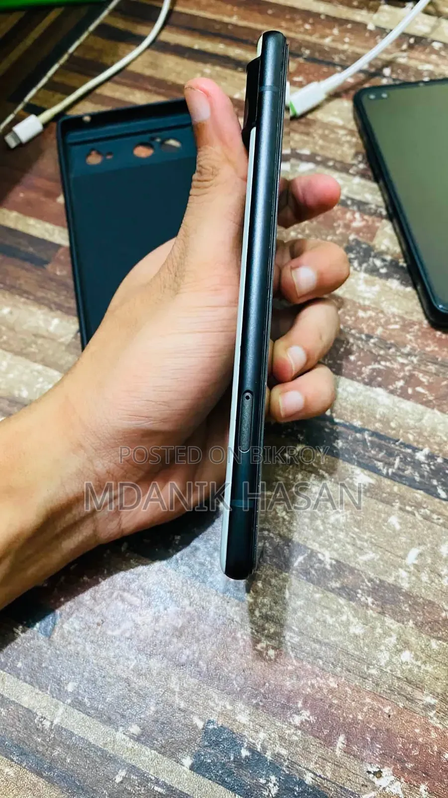 গুগল পিক্সেল ৬ ১২৮ জিবি হোয়াইট