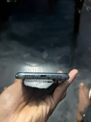 অ্যাপল আইফোন ১১ ৬৪ জিবি ব্ল্যাক