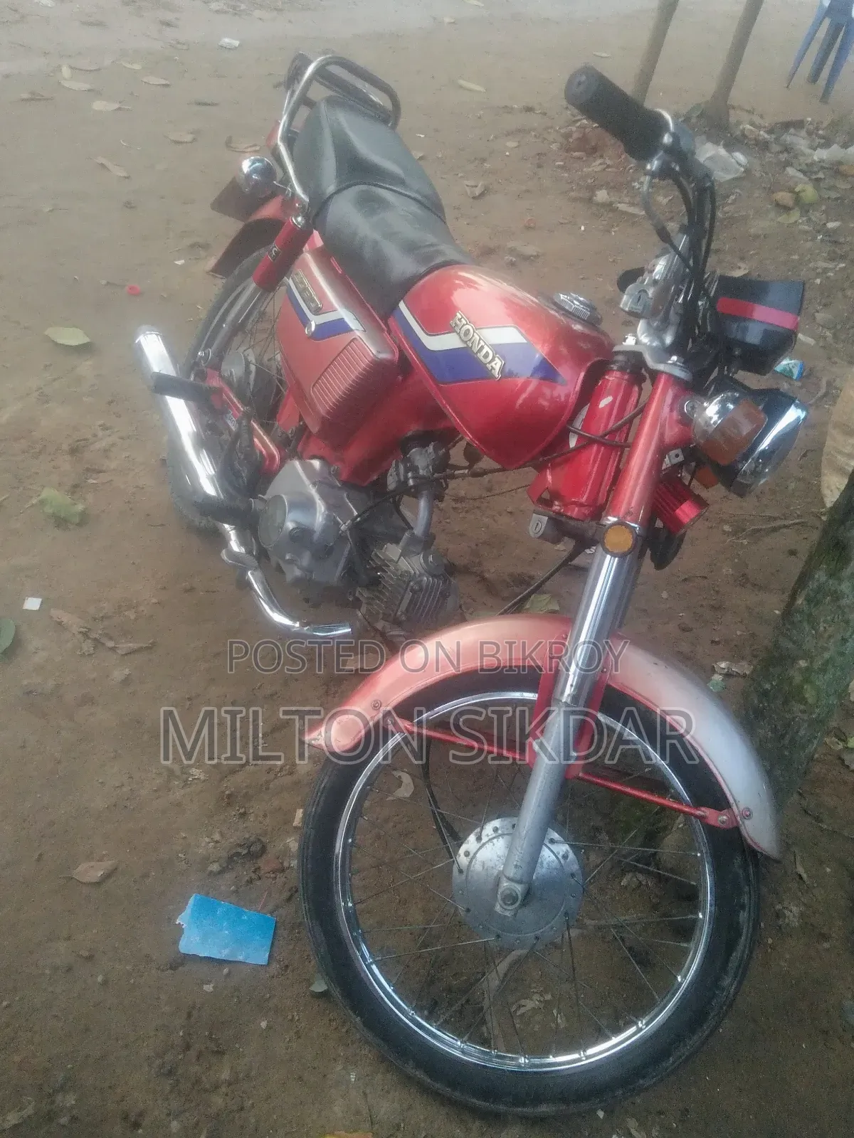 Honda 1999 Red