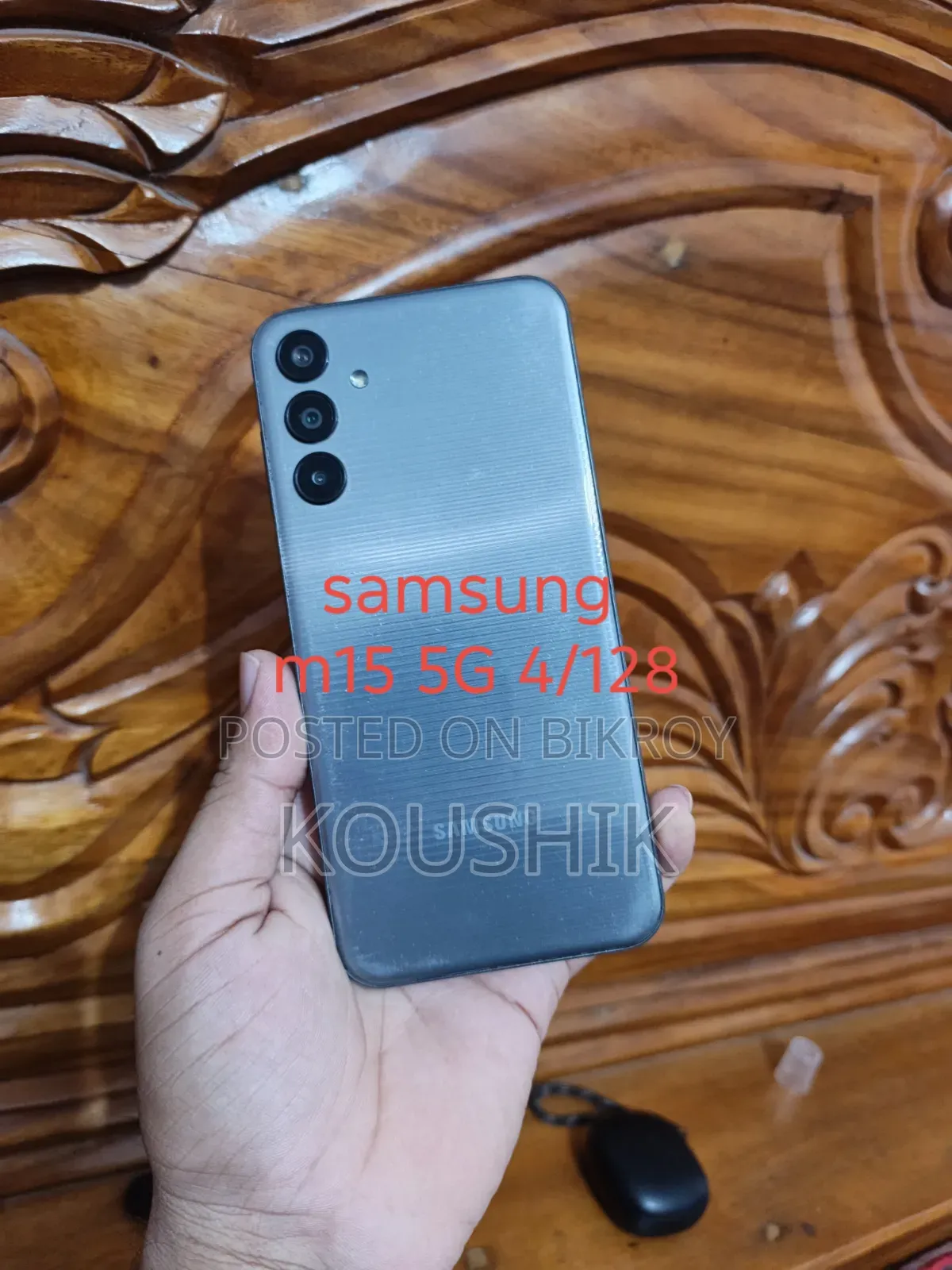Samsung 128 GB Gray