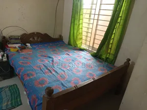 কাঠের ডাবল বেড খাট বিক্রি হবে