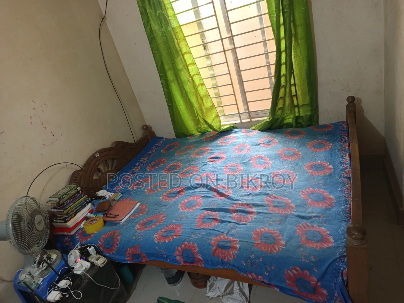 কাঠের ডাবল বেড খাট বিক্রি হবে