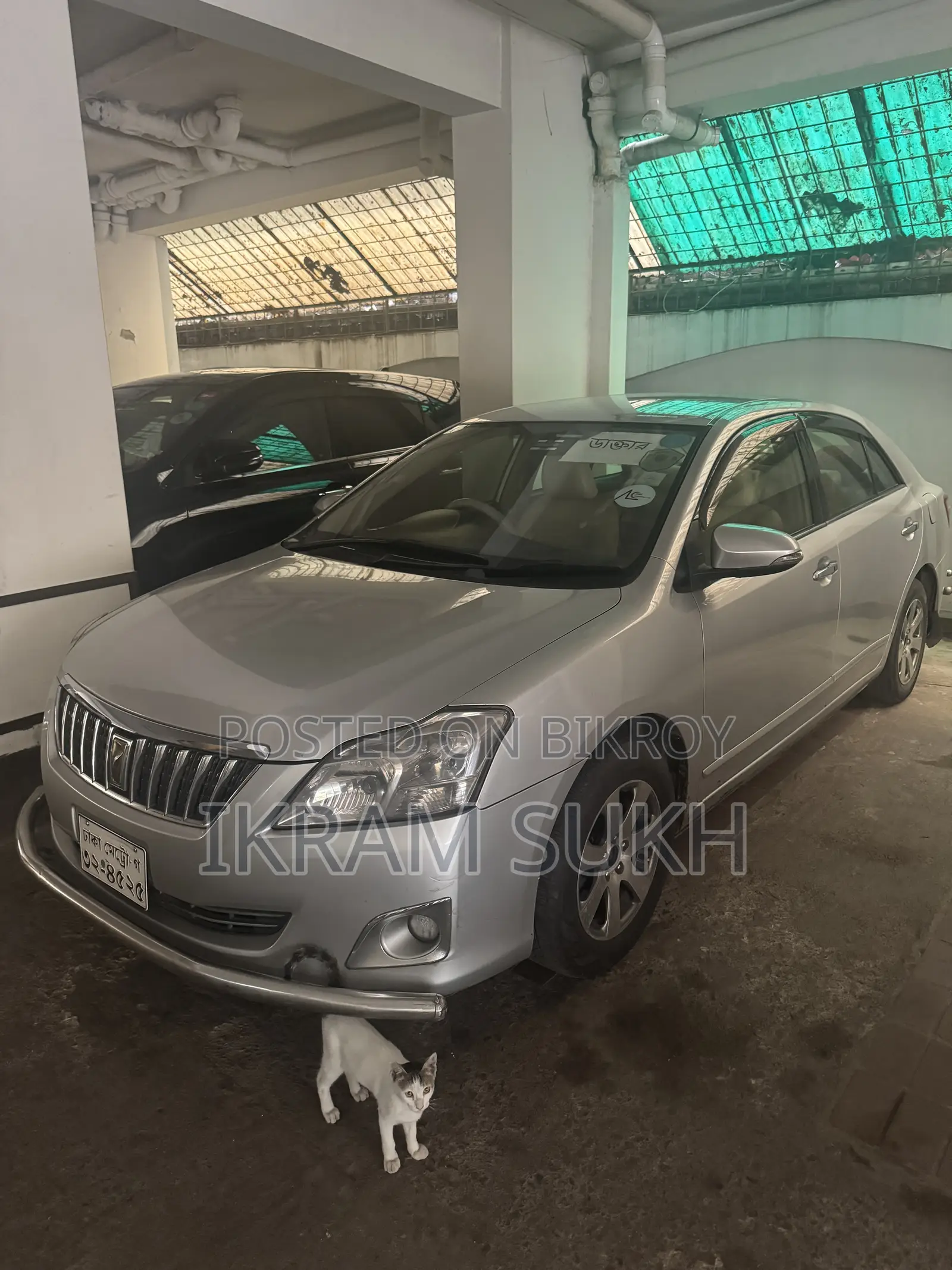 টয়োটা প্রিমিও ২০১৩ সিলভার