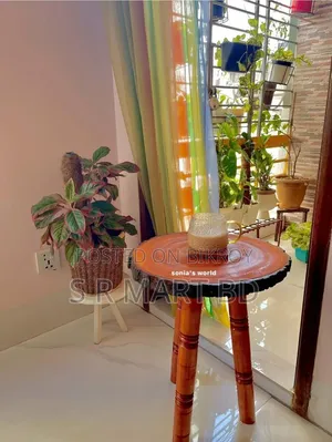খাঁটি কাঠে হাতে বানানো প্রিমিয়াম কফি টেবিল — টেকসই,এবং একদম ন্যাচারাল
