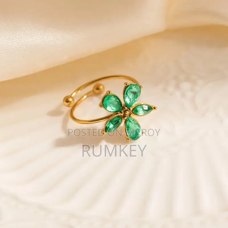 Stainless Steel Jewellery💫Colour Geranted. Full Cash on Home Delivery.