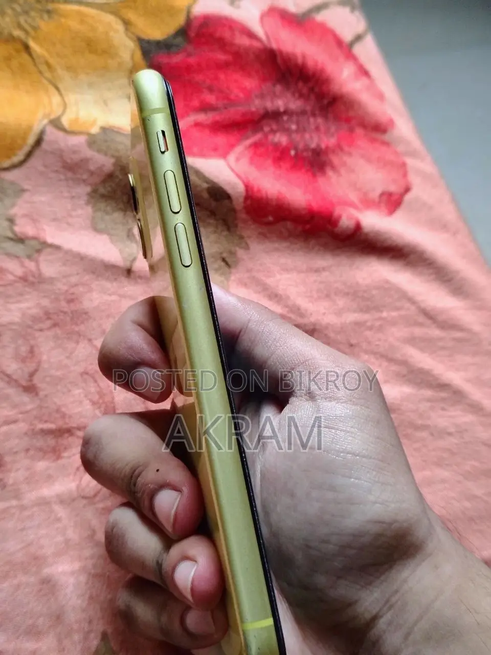 Apple iPhone 11 64 GB Yellow