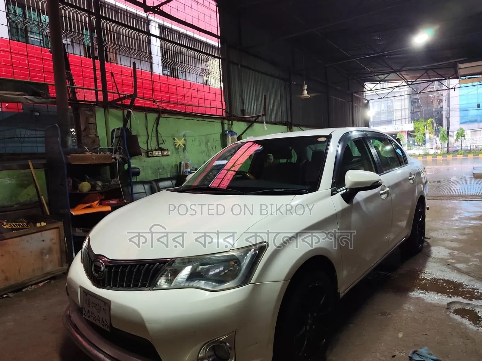 টয়োটা এক্সিও ২০১৪ সাদা