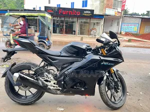 Yamaha R15M 2024 Black