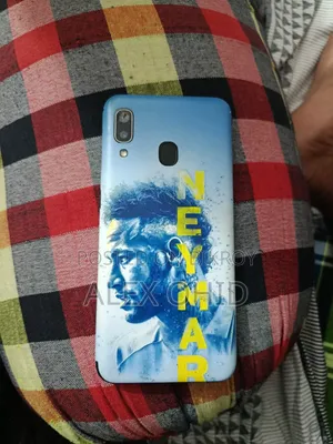 স্যামসাং গ্যালাক্সি এ২০ই ৩২ জিবি কালো
