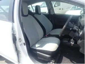 Toyota Aqua 2021 Pearl