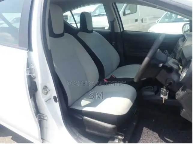 Toyota Aqua 2021 Pearl