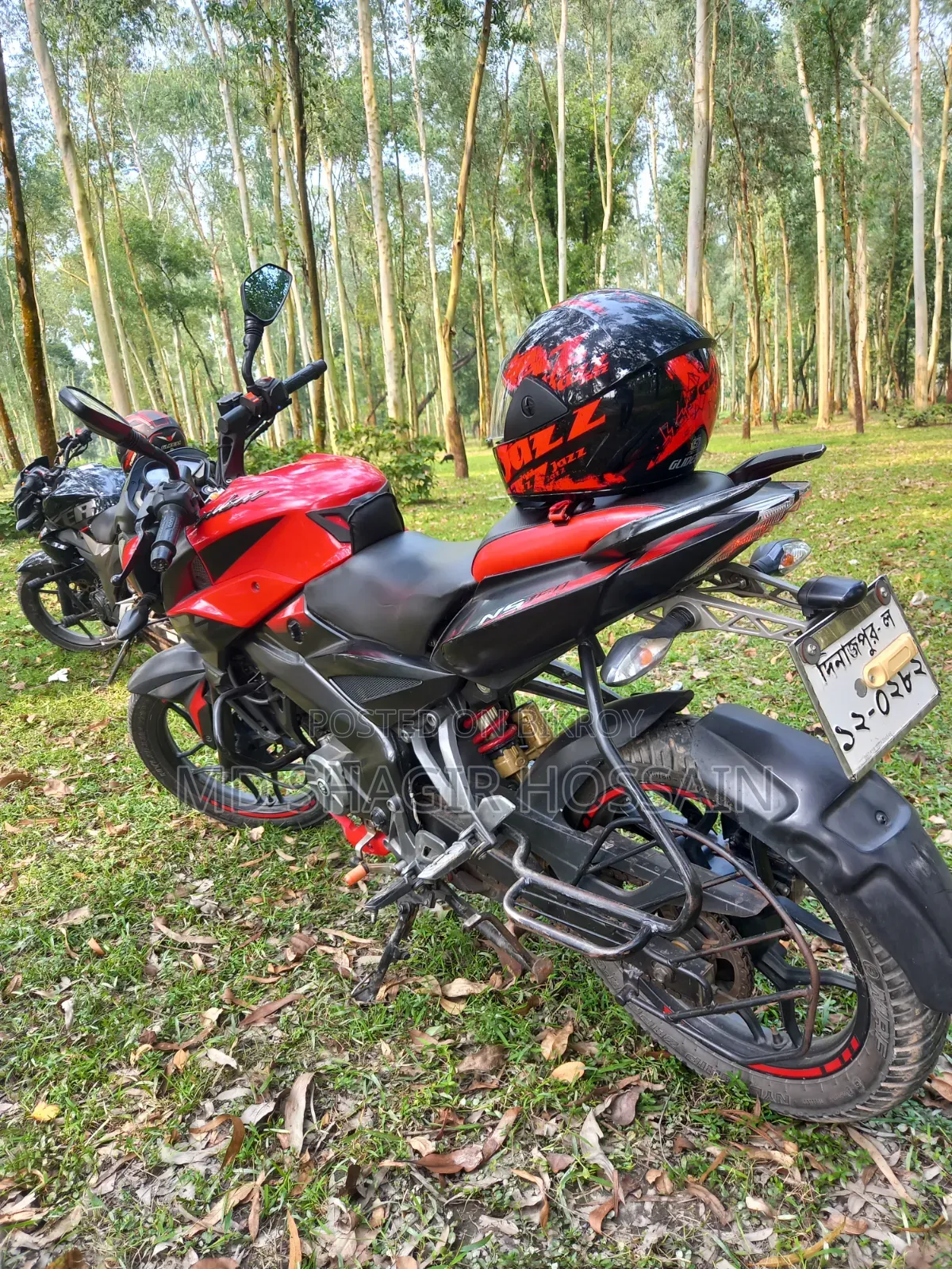 বাজাজ পালসার এনএস ১৬০ ২০১৯ লাল