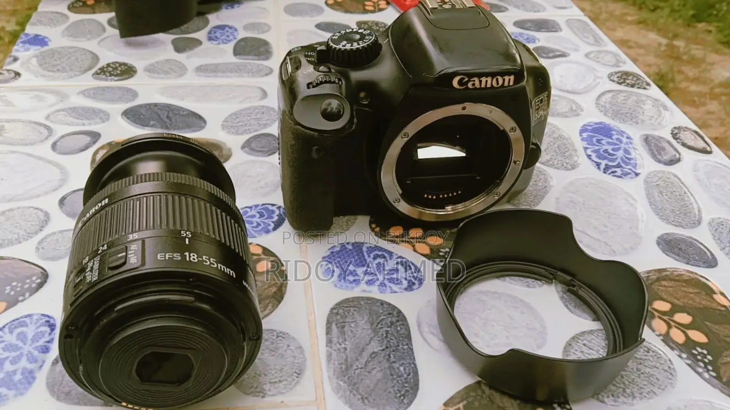 Canon 550D ফুল সেট! (সাথে লেন্স, ২টি ব্যাটারি, ব্যাগ ও প্রোটেক্টর)