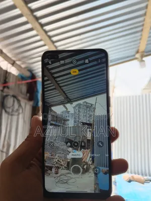 অপ্পো এফ১৭ প্রো ১২৮ জিবি হোয়াইট