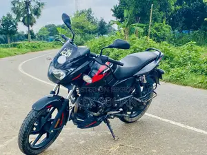 Bajaj Pulsar 150 2023 Black