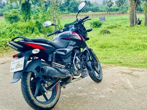 Bajaj Pulsar 150 2023 Black