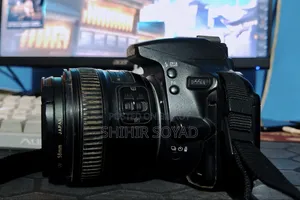 DSLR Nikon 5500d