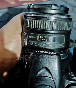 DSLR Nikon 5500d