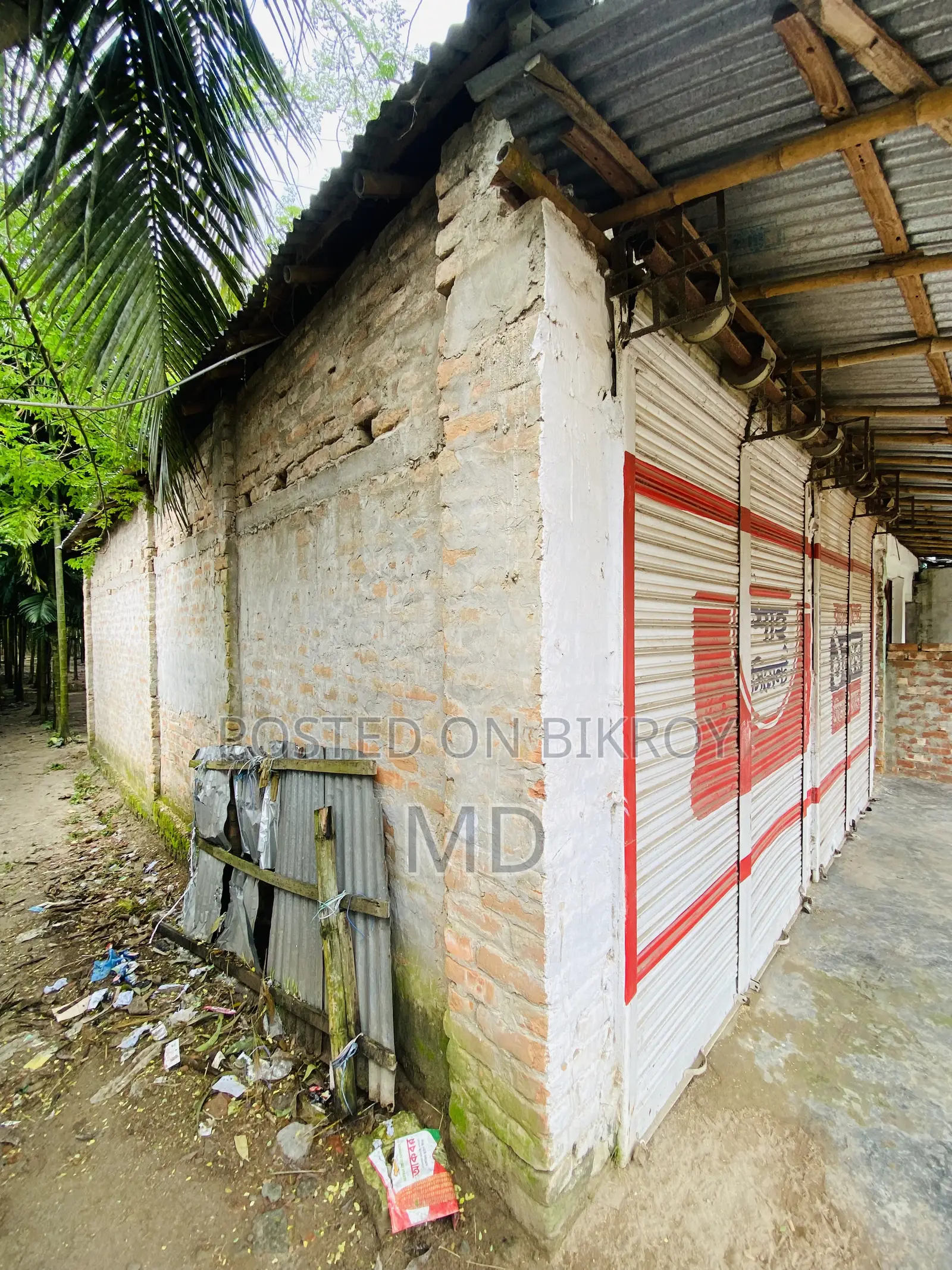 সোনাতলা বালুয়াহাটে রাস্তার পাশেই ১৭.৫ শতক জমি বিক্রয়