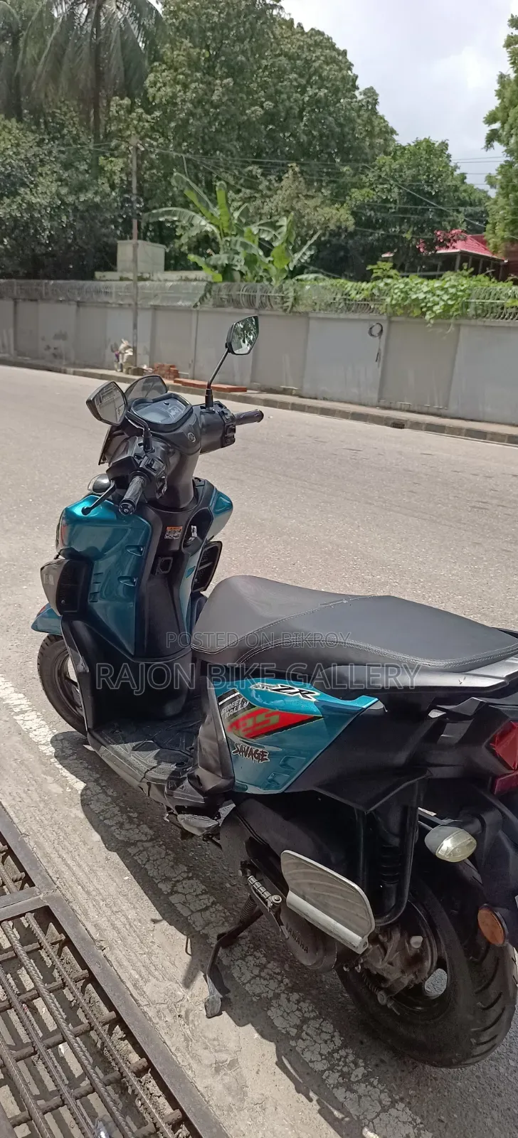 New Yamaha 2022 Blue