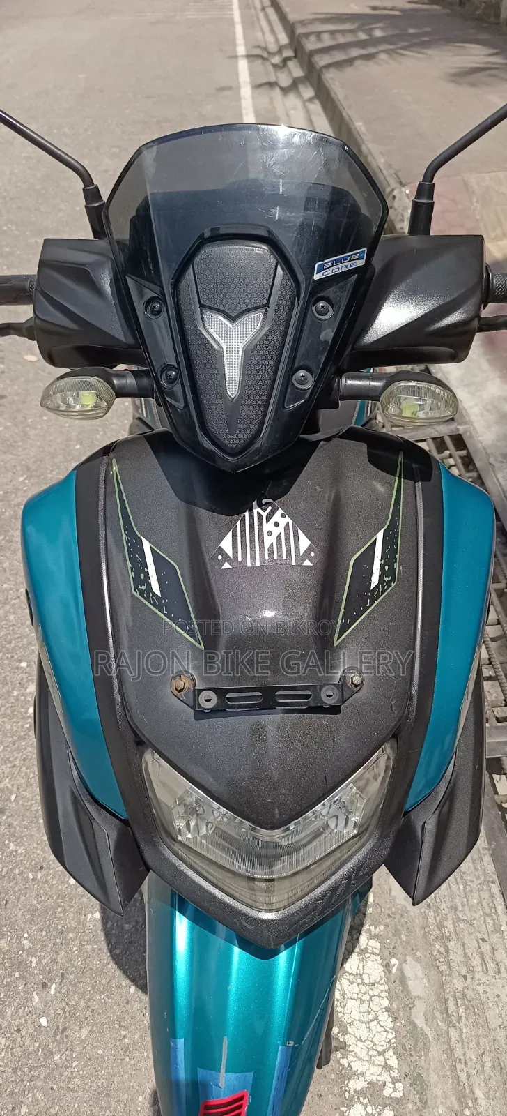 New Yamaha 2022 Blue