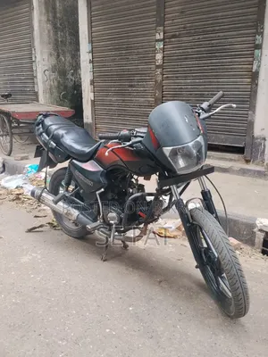 ইয়ামাহা ২০২০ ব্ল্যাক