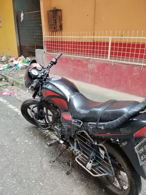 ইয়ামাহা ২০২০ ব্ল্যাক