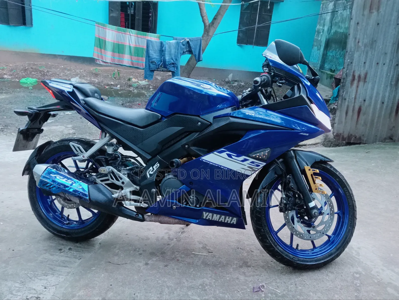 ইয়ামাহা আর১৫ ভি৩ ২০১৯ নীল