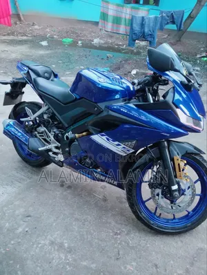 ইয়ামাহা আর১৫ ভি৩ ২০১৯ নীল