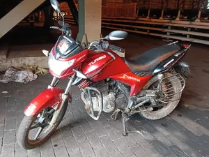 Runner Turbo 125 2016 Red