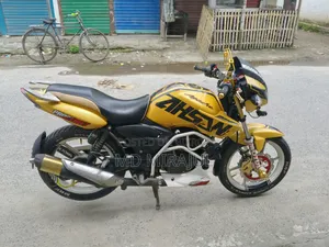 TVS Apache 180 RTR 2012 Yellow