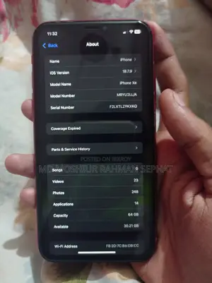 Apple iPhone XR 64 GB Red